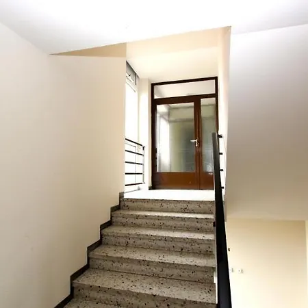 Private Homestay *